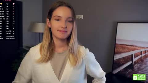 Snapshot of tashinapetitto chatting on October 2025 07:31:02 AM Your Ressie online show from October 2025 07:31:02 AM