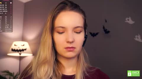 Snapshot of tashinapetitto chatting on October 2025 07:31:01 AM Your Ressie online show from October 2025 07:31:01 AM