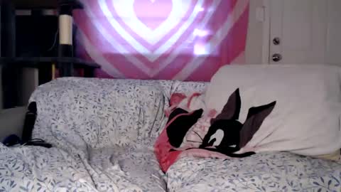 Snapshot of tasteekitty chatting on September 2025 04:54:02 PM Tastee Kitty online show from September 2025 04:54:02 PM