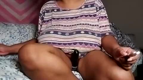 Snapshot of tasteekitty chatting on October 2025 01:28:02 PM Tastee Kitty online show from October 2025 01:28:02 PM