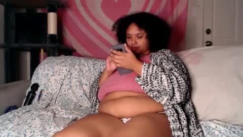 Snapshot of tasteekitty chatting on October 2025 08:11:02 AM Tastee Kitty online show from October 2025 08:11:02 AM