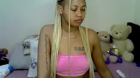 tastie_t online show from April 2026 11:02:01 PM