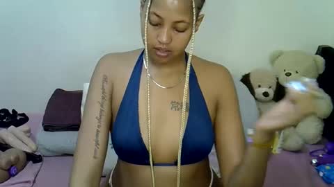 tastie_t online show from April 2026 09:12:02 PM