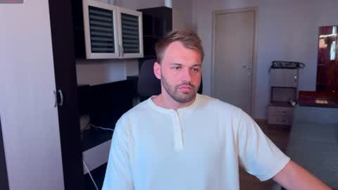 My shows 2100500 UTC3 online show from July 2026 12:14:01 PM