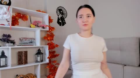 Lizzy online show from January 2025 05:05:01 AM