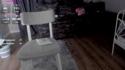 Lizzy online show from February 2025 06:10:02 PM