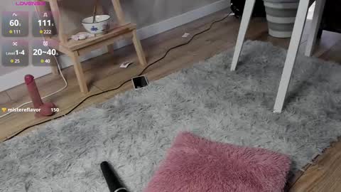 Lizzy online show from March 2025 07:56:01 PM