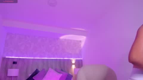 Tathy online show from November 2025 03:17:01 AM