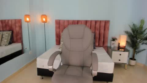 Tati Saldarriaga online show from February 2026 02:22:01 PM