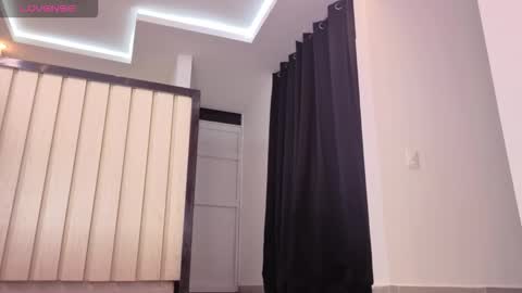 Snapshot of tatiana1004 chatting on March 2026 02:04:02 AM tatiana1004 online show from March 2026 02:04:02 AM