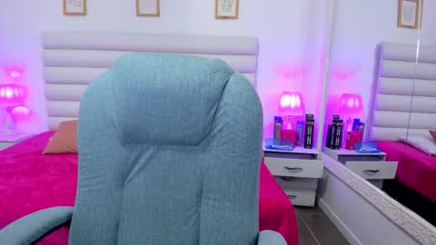 tatiana_arboleda online show from November 2025 03:16:02 AM