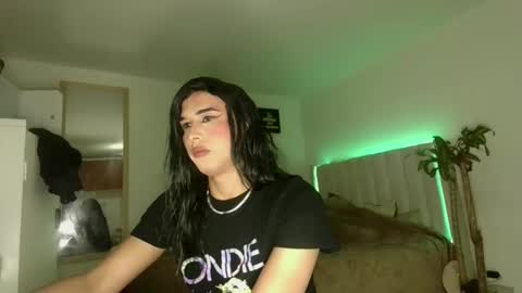 Snapshot of tatiana_hunter chatting on February 2026 05:20:01 PM tatiana_hunter online show from February 2026 05:20:01 PM