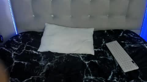 tatianasquirthot online show from May 2026 08:15:01 PM