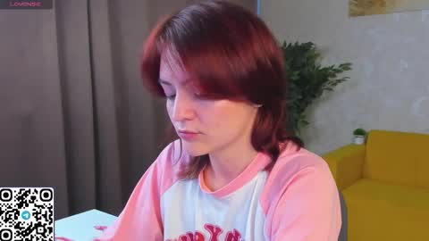 Snapshot of taticamomile chatting on March 2026 05:01:02 AM Tatica online show from March 2026 05:01:02 AM