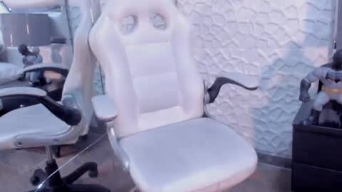 Snapshot of tatilee chatting on March 2026 04:13:02 PM tatilee online show from March 2026 04:13:02 PM