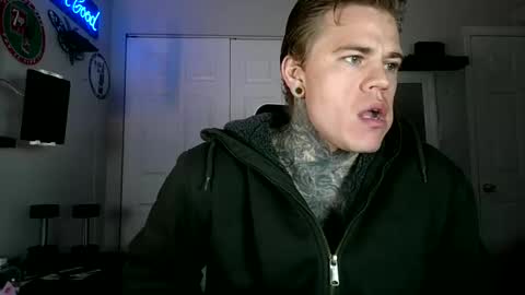 Snapshot of tatteddaddy9000 chatting on October 2025 10:23:02 AM D-Man online show from October 2025 10:23:02 AM