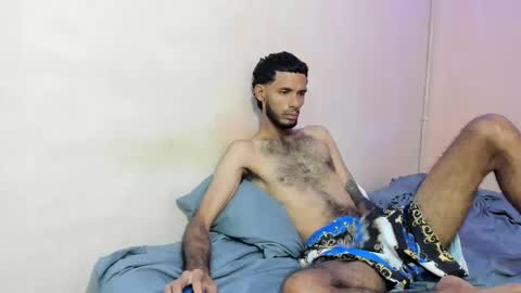 Snapshot of tatto_destroyer chatting on April 2026 04:00:01 PM Fernando online show from April 2026 04:00:01 PM