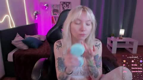 tattoo_artbaby online show from May 2026 01:12:01 AM