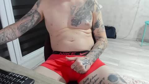 Snapshot of tattoo_couple77 chatting on January 2025 08:54:01 PM Nicole online show from January 2025 08:54:01 PM