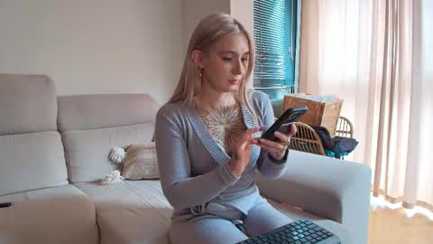 tattoobbgirl online show from March 2026 03:06:01 PM