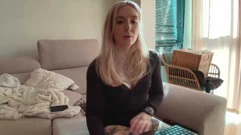 tattoobbgirl online show from April 2026 04:27:01 PM