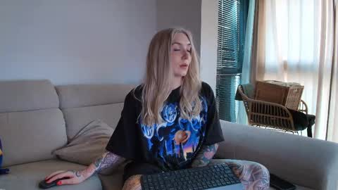 tattoobbgirl online show from May 2026 06:27:02 PM