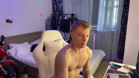 Alex but u can call me Theo online show from March 2026 11:05:02 AM