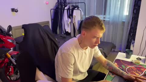 Alex but u can call me Theo online show from March 2026 10:31:01 AM