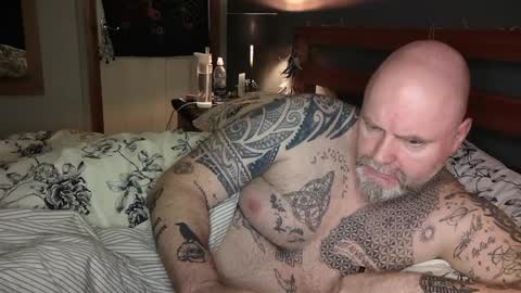 Snapshot of tattooeddilf01 chatting on December 2024 10:47:01 PM Tattooeddilf 01 online show from December 2024 10:47:01 PM