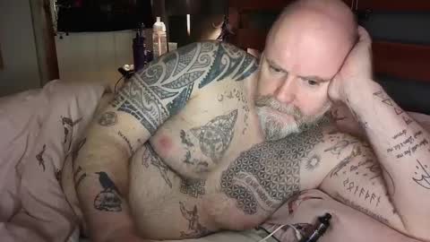 Snapshot of tattooeddilf01 chatting on December 2024 10:48:02 PM Tattooeddilf 01 online show from December 2024 10:48:02 PM