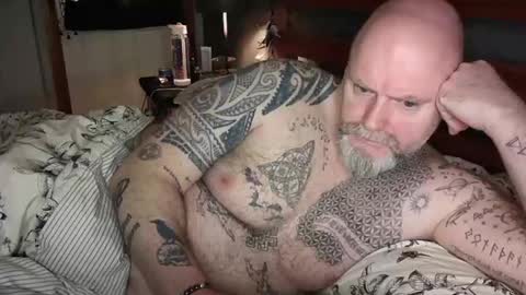 Snapshot of tattooeddilf01 chatting on January 2025 10:06:01 PM Tattooeddilf 01 online show from January 2025 10:06:01 PM