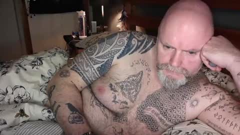 Snapshot of tattooeddilf01 chatting on January 2025 01:08:01 AM Tattooeddilf 01 online show from January 2025 01:08:01 AM