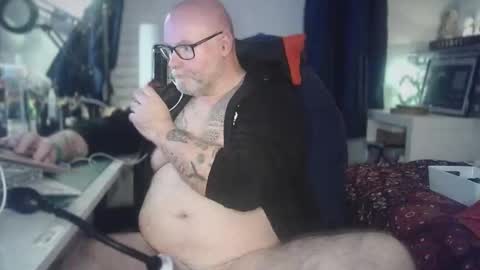 Tattooeddilf 01 online show from April 2026 09:12:01 PM