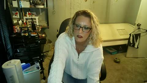 Snapshot of tattooeddirtyteacher chatting on February 2025 06:16:01 PM Lisa Lovely online show from February 2025 06:16:01 PM