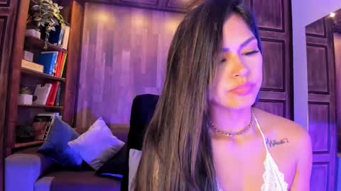Snapshot of tattybunny chatting on September 2025 09:48:02 PM Tatty online show from September 2025 09:48:02 PM