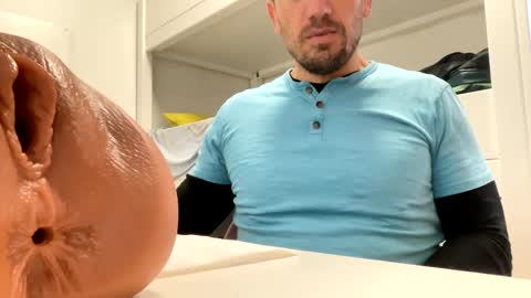 Tatuador40 online show from December 2024 02:31:02 PM