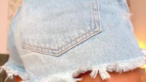 Taty Miller online show from January 2026 07:56:02 PM