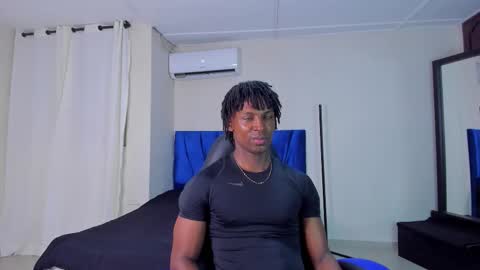 Snapshot of tau_montes chatting on February 2026 03:49:02 AM tau_montes online show from February 2026 03:49:02 AM