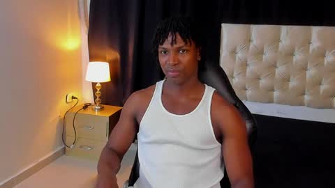 Snapshot of tau_montes chatting on April 2026 08:53:02 PM tau_montes online show from April 2026 08:53:02 PM