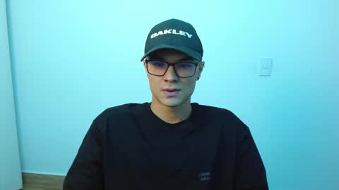 taurus4k online show from February 2025 01:25:02 AM