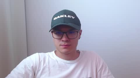 taurus4k online show from March 2025 03:29:01 AM