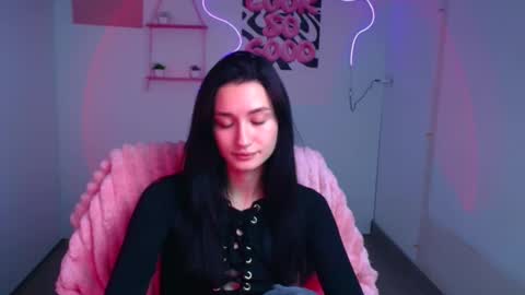 Snapshot of tayavibe chatting on November 2025 06:35:02 AM Taya online show from November 2025 06:35:02 AM