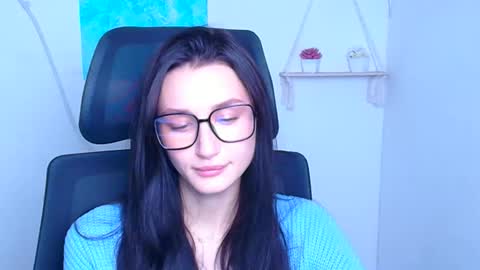 Snapshot of tayavibe chatting on November 2025 06:35:02 AM Taya online show from November 2025 06:35:02 AM