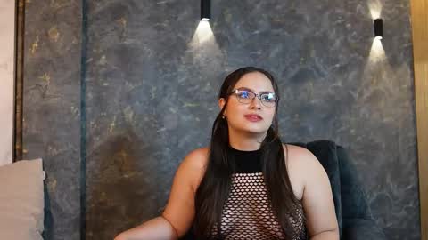 Teylor  Kim online show from September 2025 06:57:01 PM