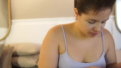 Teylor  Kim online show from October 2025 06:49:01 PM