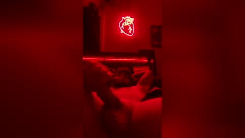 taylor1424 online show from March 2026 06:39:02 AM