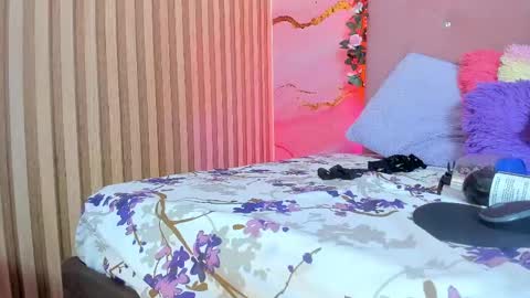 Sarah  online show from February 2025 10:14:02 PM