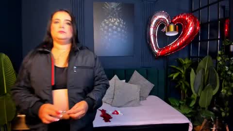 Snapshot of taylor_bennet chatting on February 2025 12:03:02 PM Taylor Bennet online show from February 2025 12:03:02 PM