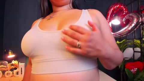 Snapshot of taylor_bennet chatting on February 2025 10:26:02 PM Taylor Bennet online show from February 2025 10:26:02 PM