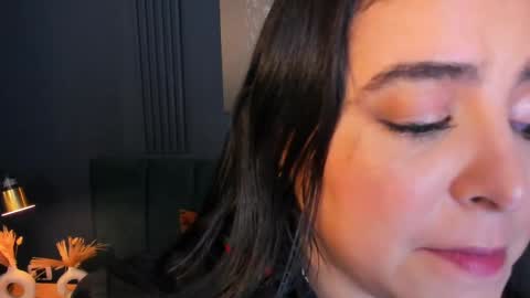 Snapshot of taylor_bennet chatting on March 2025 12:06:02 PM Taylor Bennet online show from March 2025 12:06:02 PM